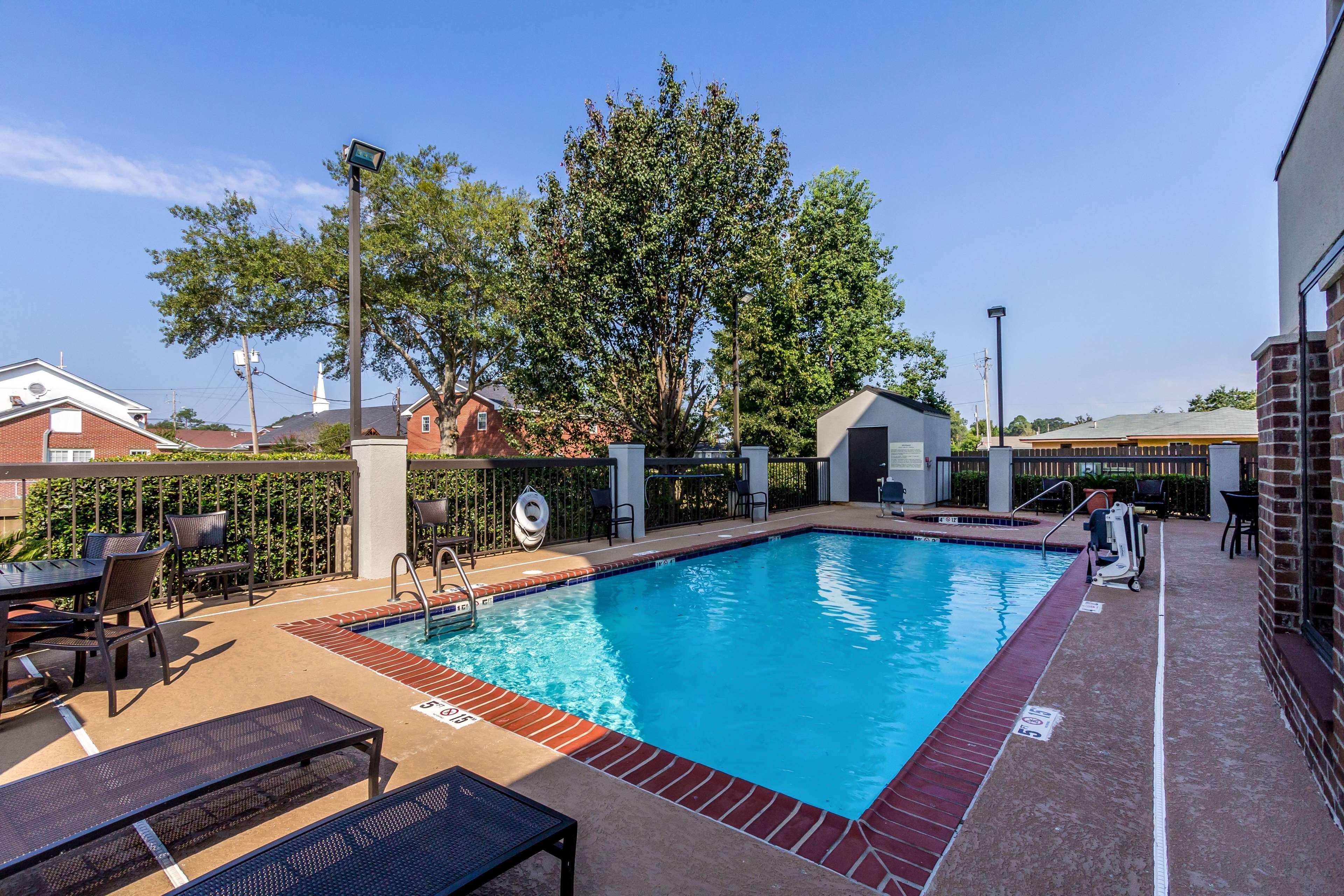 Hampton Inn Jackson Pearl Intrntl Airport Exterior foto