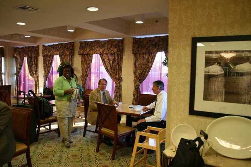 Hampton Inn Jackson Pearl Intrntl Airport Restaurant foto